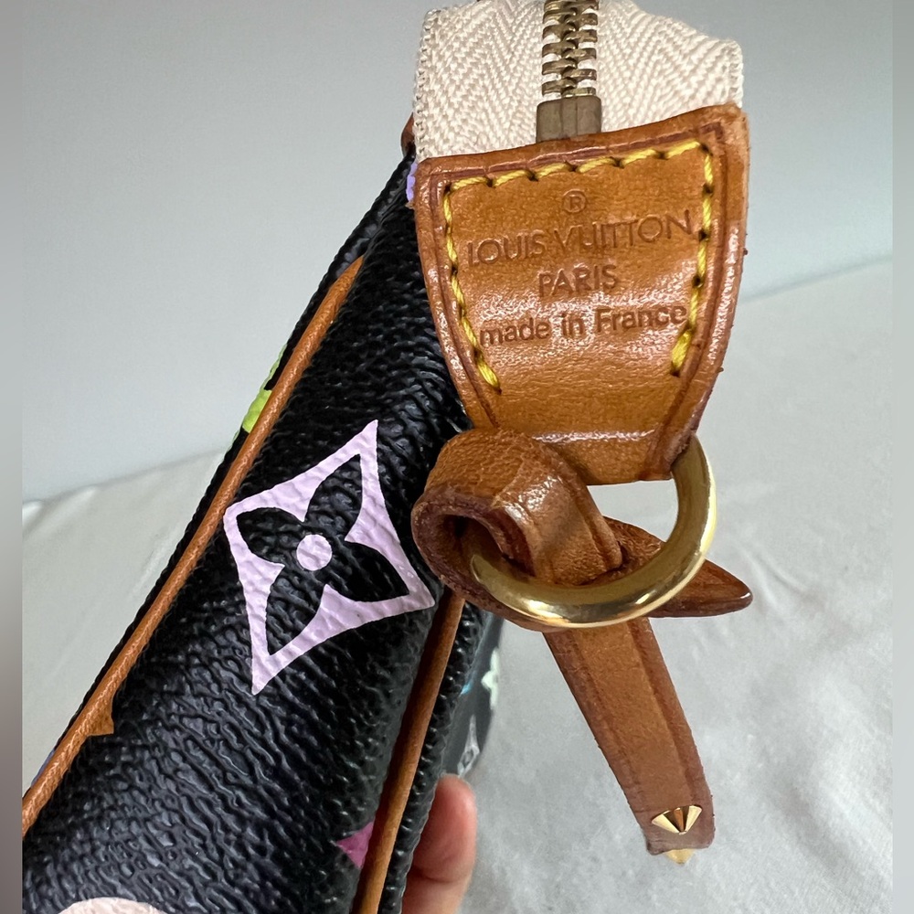 Louis Vuitton Monogram Multicolor Pochette Accessories Black. - Picture 11 of 16